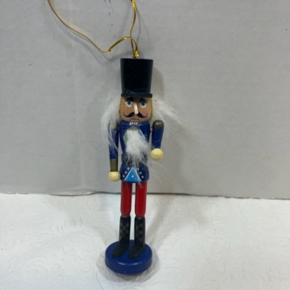 Wooden Toy Soldier Nutcracker Christmas Ornament 5" - Picture 8 of 8